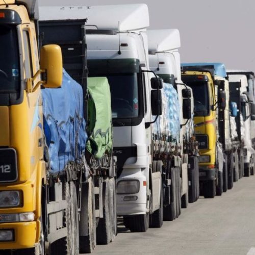 استئناف حركة دخول وخروج البضائع بين أذربيجان وإيران