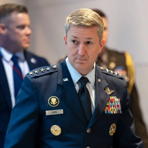 رئيس الأركان الأميركي: ضربنا أكثر من 5 آلاف هدف في إيران منذ اندلاع الحرب