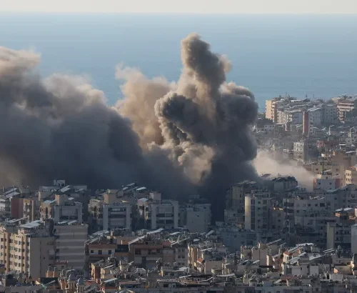 وزير الإعلام اللبناني: 687 شهيدا بينهم 98 طفلا و52 امرأة منذ بدء العدوان الإسرائيلي