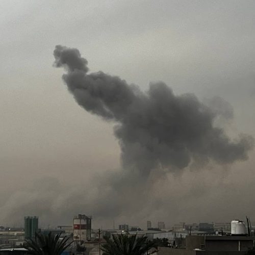 استشهاد واصابة 4 عناصر من الحشد الشعبي باستهداف معسكر "صقر" جنوبي بغداد