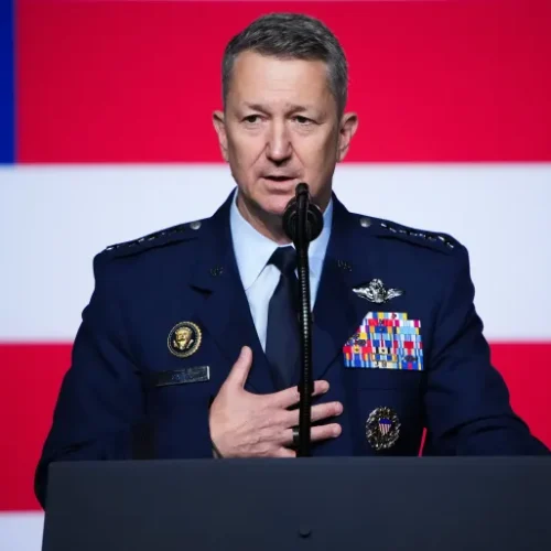 رئيس الأركان الأمريكي عن سقوط الطائرة غربي العراق: لم يكن بسبب نيران معادية أو صديقة