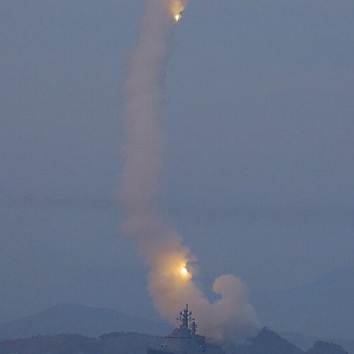 سيئول: كوريا الشمالية أطلقت قذيفة نحو بحر اليابان