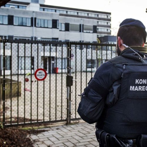 انفجار يستهدف مدرسة يهودية في *أمستردام* والسلطات تحقق