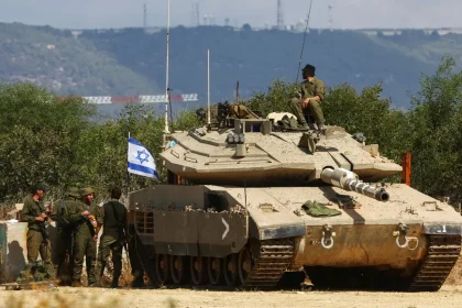 أكسيوس: إسرائيل تخطط لتنفيذ عمليات في لبنان مشابهة لما جرى في غزة