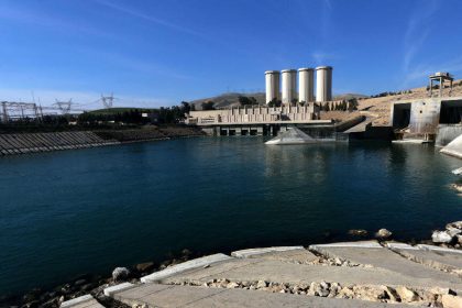 وزارة الموارد المائية تنفي وجود قوات أجنبية داخل سد الموصل