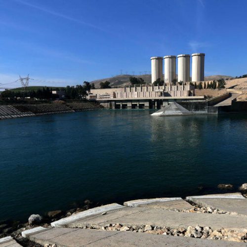 وزارة الموارد المائية تنفي وجود قوات أجنبية داخل سد الموصل