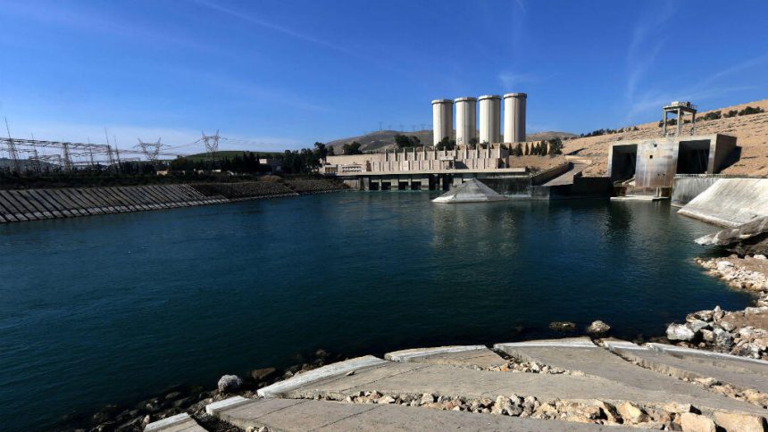 وزارة الموارد المائية تنفي وجود قوات أجنبية داخل سد الموصل