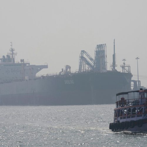 هولندا: إرسال سفن حربية إلى مضيق هرمز لن يحل مشكلة الأمن في المنطقة