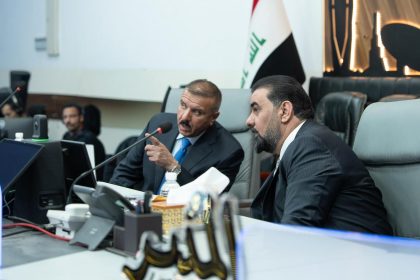 رئيس البرلمان يؤكد دعمه لجهود وزارة الداخلية في عدم التهاون مع محاولات العبث بالأمن والاستقرار