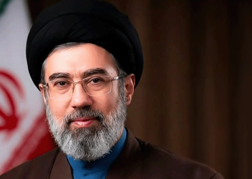 المرشد الإيراني: يجب أن يُنتزع الأمن من الأعداء الداخليين والخارجيين ويُمنح للشعب الإيراني