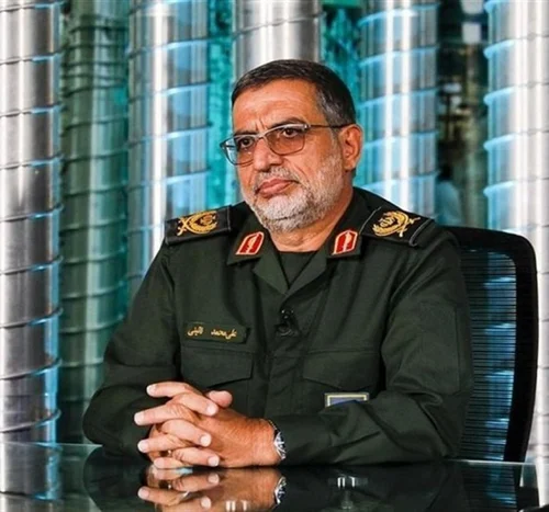 التلفزيون الإيراني يعلن اغتيال المتحدث باسم الحرس الثوري علي محمد نائيني