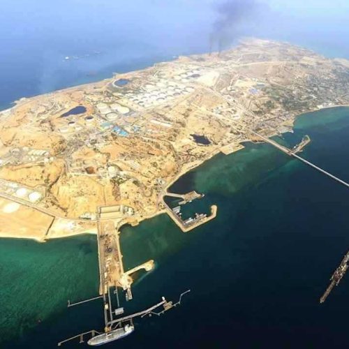 "أكسيوس": ترامب يريد مضيق هرمز حتى لو اضطر لاحتلال جزيرة خرج