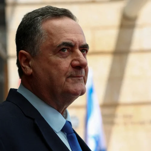 وزير الدفاع الإسرائيلي: سنصعد مع حدة ضرباتنا مع الأمريكيين على البنية التحتية بإيران