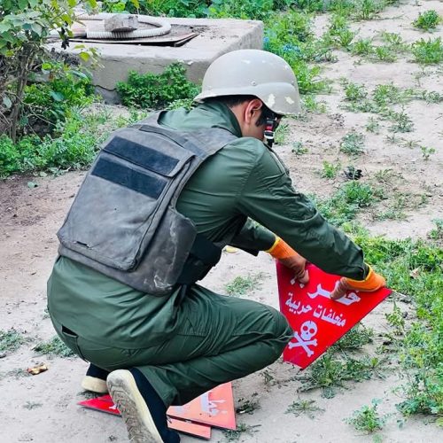 الداخلية تؤكد على ضرورة الالتزام بالتعليمات وعدم الاقتراب من المخلفات الحربية