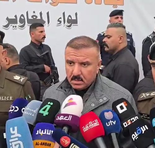 وزير الداخلية ينفي وجود اي انسحابات لقطاعات الحشد الشعبي من الحدود مع سوريا