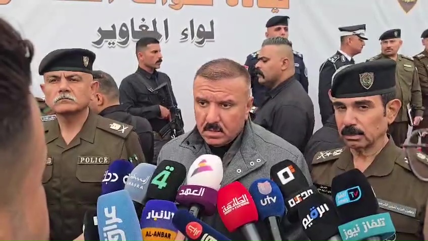 وزير الداخلية ينفي وجود اي انسحابات لقطاعات الحشد الشعبي من الحدود مع سوريا