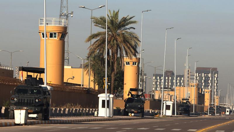 الحكومة العراقية تؤكد: التحقيقات مستمرة بشأن استهداف البعثات الدبلوماسية والسفارات