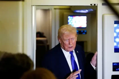 إعلام عبري: إدارة ترامب أبلغت إسرائيل أن فتح مضيق هرمز قد يستغرق أسابيع