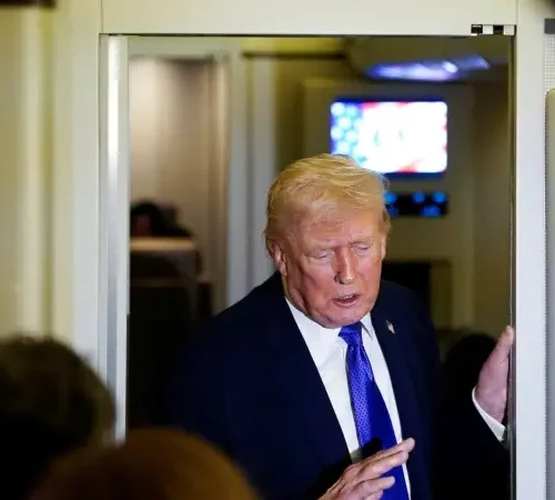 إعلام عبري: إدارة ترامب أبلغت إسرائيل أن فتح مضيق هرمز قد يستغرق أسابيع