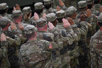 "سي إن إن": إصابة نحو 290 جنديا أمريكيا خلال الحرب مع إيران