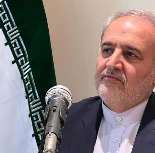 السفير الإيراني لدى باكستان: لم تجر أي مفاوضات بين واشنطن وطهران