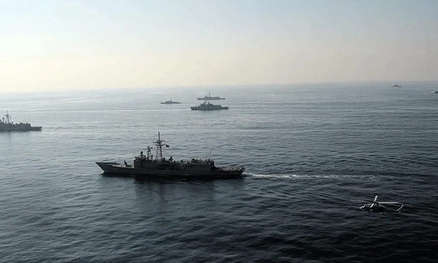 إيران: أي عملية عسكرية أمريكية في مضيق هرمز ستؤدي لإغلاقه "إلى أجل غير مسمى"