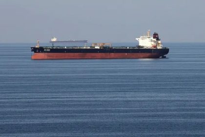 تحذيرات أوروبية للسفن للابتعاد عن المياه اليمنية