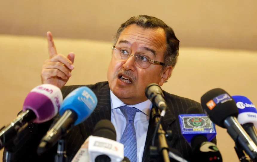 وزراء الخارجية العرب يوافقون بالإجماع على ترشيح المصري نبيل فهمي لمنصب الأمين العام للجامعة العربية