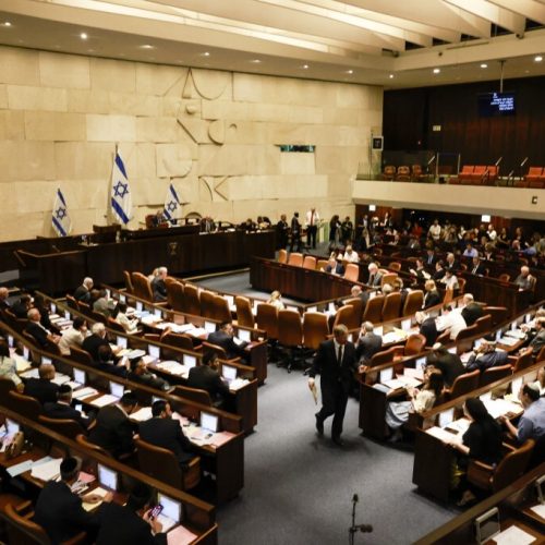 العراق يدين مصادقة "الكنيست الإسرائيلي" على قانون إعدام الأسرى الفلسطينيين