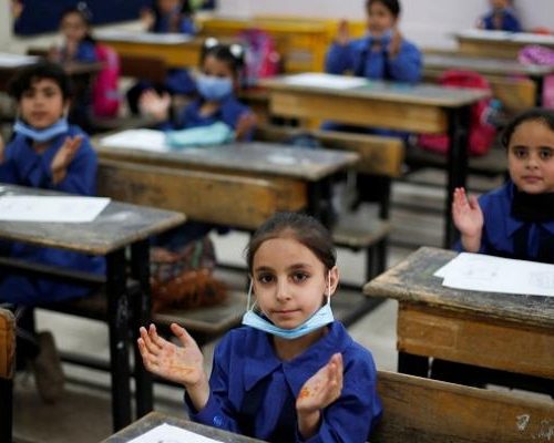 التربية: شمول المدارس بقرار مجلس الوزراء الخاص ببدء الدوام يوم غد الأربعاء في الـ9 صباحاً