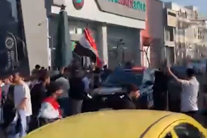 بالفيديو.. الموصليون يحتفلون بالتأهل التاريخي لمنتخبنا الوطني إلى المونديال