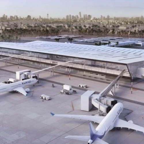 هيئة الطيران المدني الكويتية: استهداف خزانات وقود بمطار الكويت نتيجة اعتداء إيراني