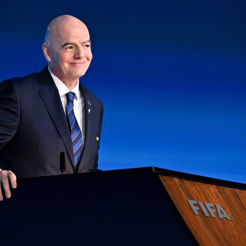 رئيس الفيفا في رسالة للمنتخب الوطني: سعداء بعودة العراق إلى الظهور ⁠العالمي مجددًا