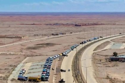 وزارة النفط تعلن المباشرة بتصدير النفط الاسود عبر سوريا بواسطة الحوضيات لتوفير الايرادات المالية