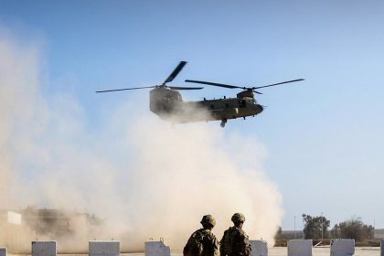 مسؤولون أمريكيون: نشر فرق إنقاذ وبحث في العراق بعد سقوط مقاتلة أمريكية في إيران