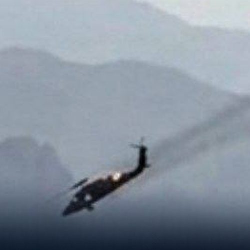 إعلام إيراني: إصابة مروحية أميركية بمقذوف أثناء عمليات البحث عن الطيار المفقود