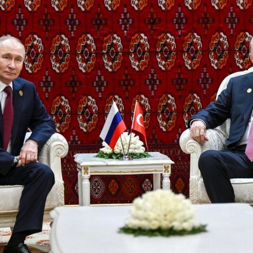 بوتين وأردوغان يدعوان إلى وقف حرب إيران فورا