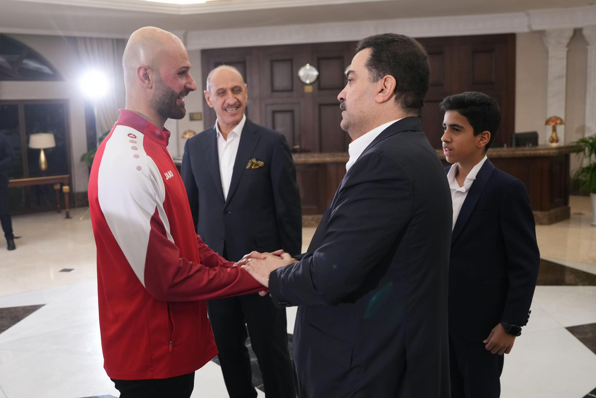 السوداني يستقبل لاعبي المنتخب الوطني الكروي