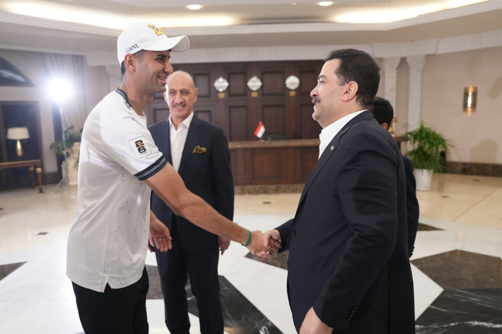 السوداني يستقبل لاعبي المنتخب الوطني الكروي