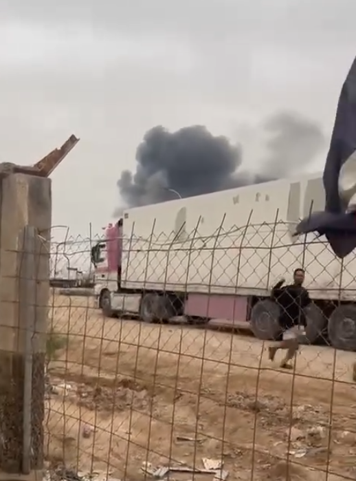 بالفيديو.. استشهاد مواطن عراقي وإصابة آخر بقصف استهدف صالة المسافرين بالجانب الإيراني من منفذ الشلامجة