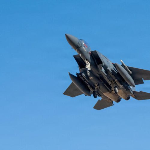 إيران ترد على إعلان ترامب بشأن إنقاذ الطيار: فشلت جهودكم