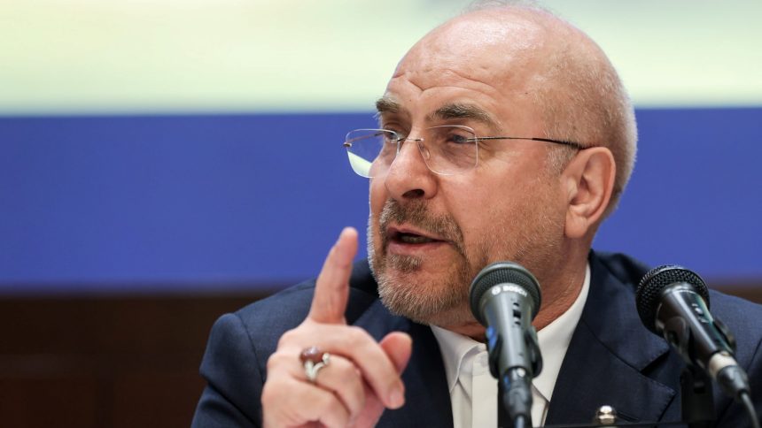 رئيس البرلمان الايراني يحذر ترامب من احتراق المنطقة بأكملها بسبب تحركاته المتهوّرة