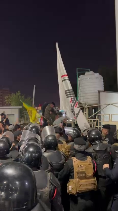 الكويت تدين اقتحام قنصليتها في البصرة وتعده خرقًا لالتزامات العراق الدولية