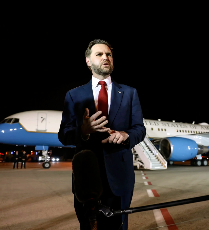 نائب الرئيس الأمريكي: نتطلع للمفاوضات مع إيران ونتمنى أن تكون إيجابية