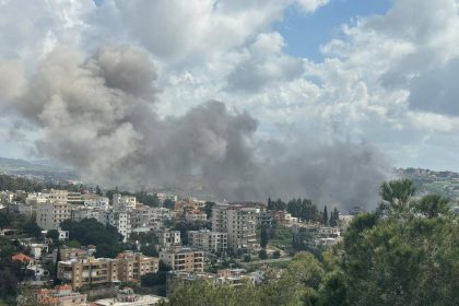 الدفاع المدني اللبناني: 10 شهداء من جهاز أمن الدولة في استهداف إسرائيلي لسرايا النبطية الحكومي