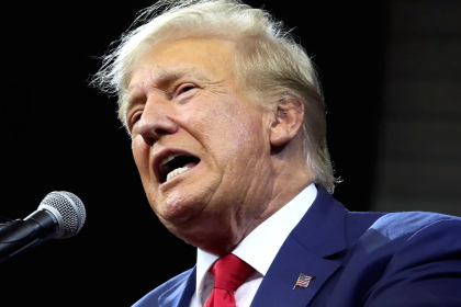 ترامب: السفن الحربية يجري تزويدها بأفضل الذخائر لاستئناف الضربات في حال فشلت محادثات باكستان