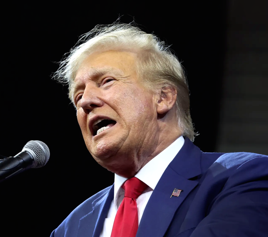 ترامب: السفن الحربية يجري تزويدها بأفضل الذخائر لاستئناف الضربات في حال فشلت محادثات باكستان