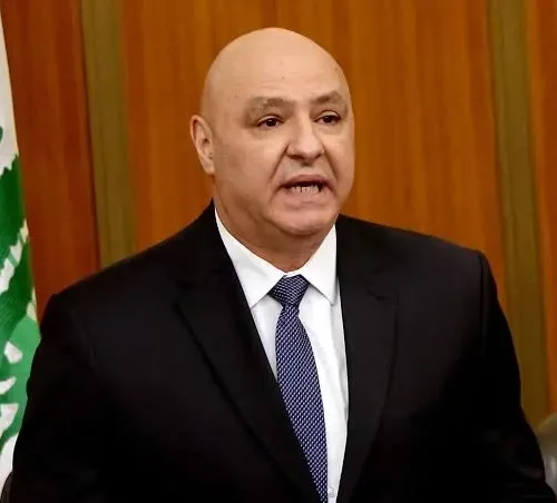 عون: استهداف إسرائيل مؤسسات الدولة لن يثني لبنان عن حماية أرضه