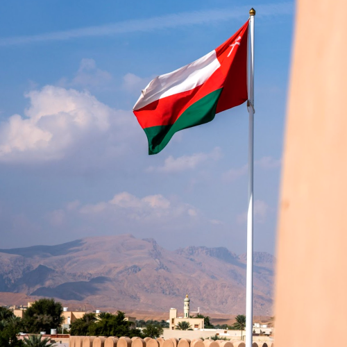 عُمان بشأن إيران: ملتزمون بالحياد الإيجابي وندعو لصون حرية الملاحة