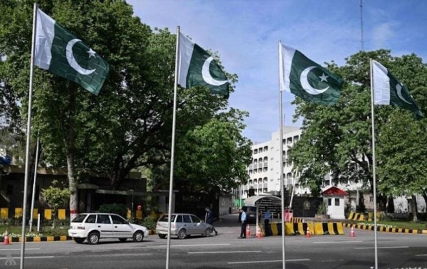 الوفد الأمريكي التفاوضي مع إيران يصل إلى إسلام آباد